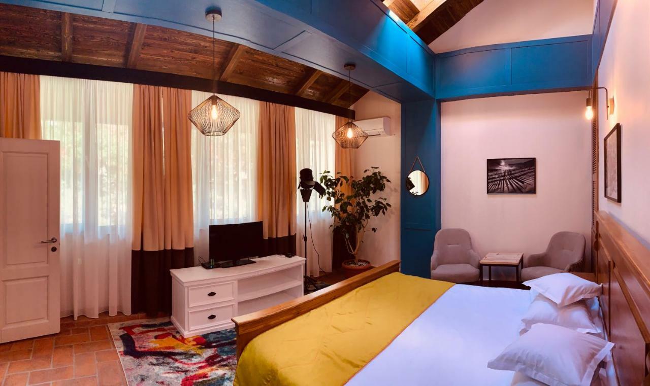 KABAN Boutique Hotel Vatra Dornei Extérieur photo